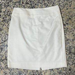 Banana Republic White skirt 00P